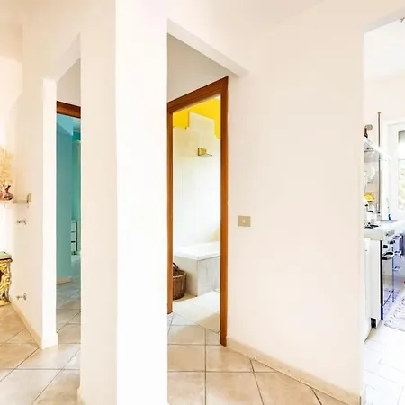 Massy & Alex House Intero Rome